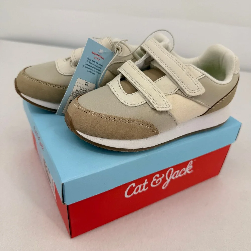 Cat & Jack Charlie Kids Sneakers Beige Cream Hook Loop Straps Size 12 NEW